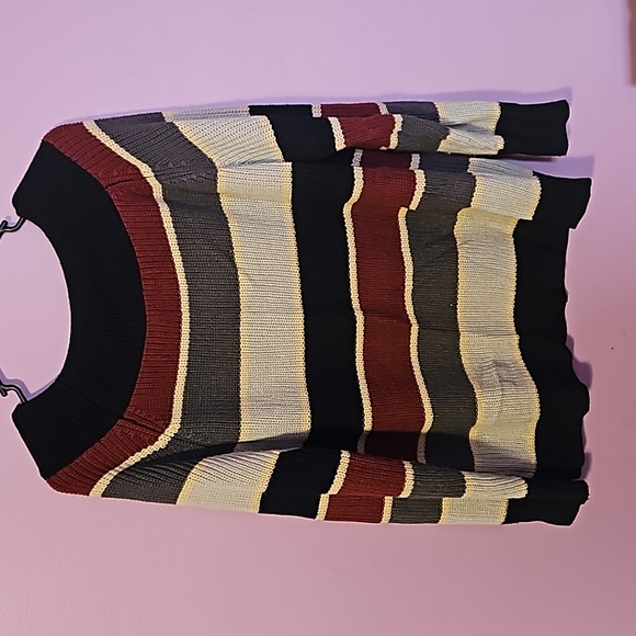 Multi color striped sweater - Picture 2 of 4